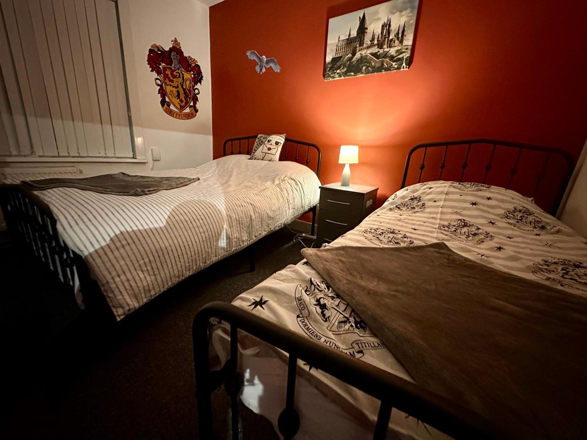 Wizards Corner Spacious 3 Bed Near Watford Junction Ngoại thất bức ảnh